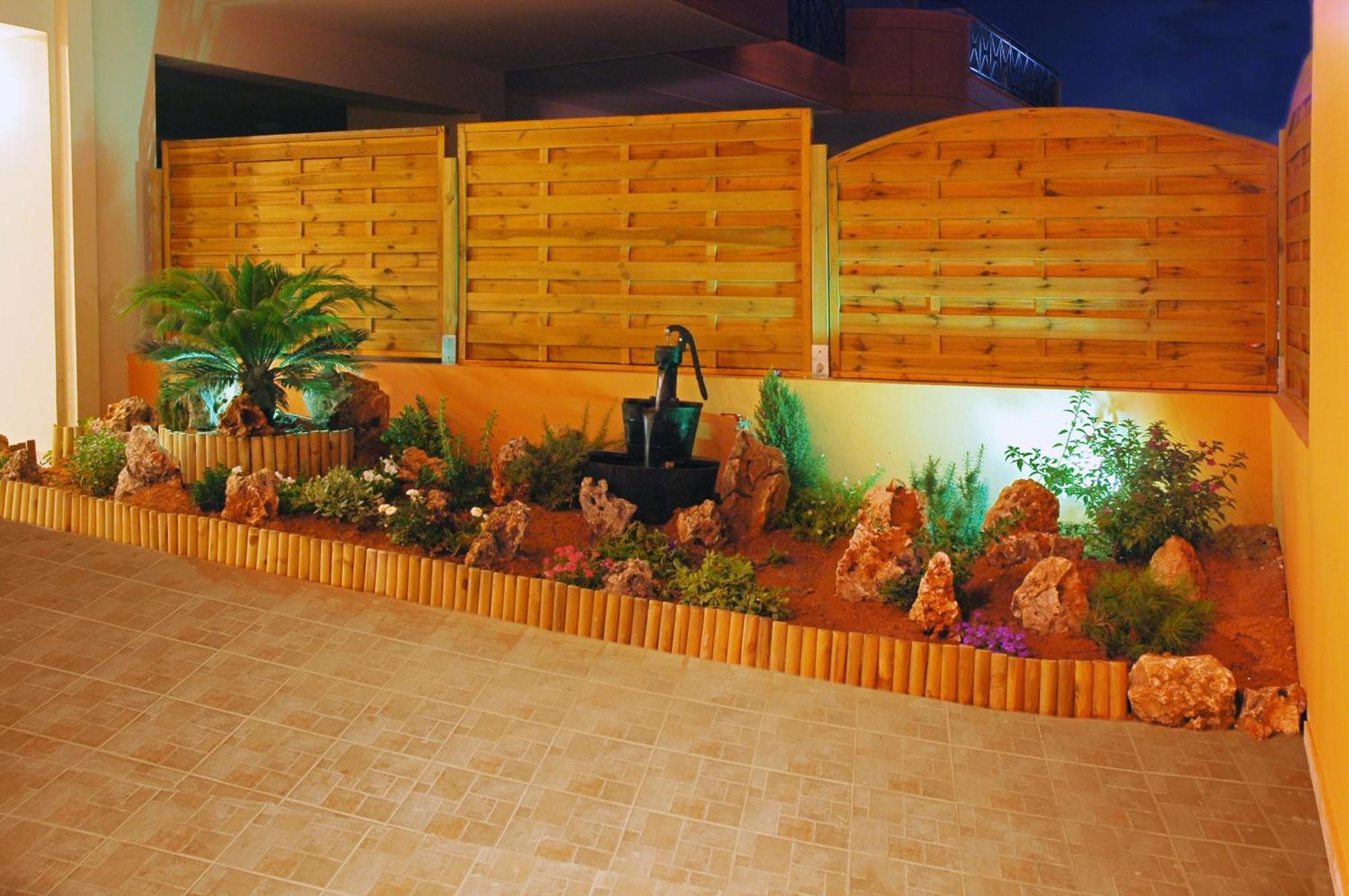 Philoxenia Aparthotel 3*